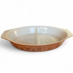 Pyrex divided casserole dish, Early America pattern, 1.5 quart, made in USA